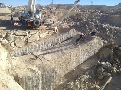 現(xiàn)代化礦山開采 安全、高效與可持續(xù)的技術(shù)展示